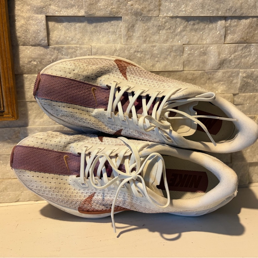 Size 9 Nike Women’s Pegasus Plus White and Metallic Red Bronze Running Shoes